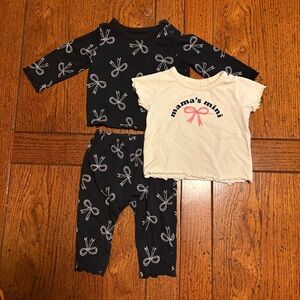 Cat & Jack Baby Girl Bow 3 Piece Top and Bottom Set, 0-3 month, black/cream